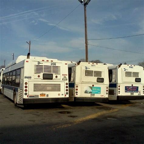 q20 bus|college point depot mta.